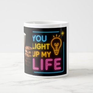 Neon Coffee Vibes Glühende Typografie-Schwarze T Jumbo-Tasse