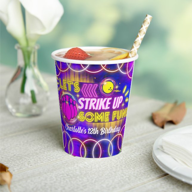 Neon Glow Lila Girl's Bowling Birthday Party Pappbecher (In Situ)