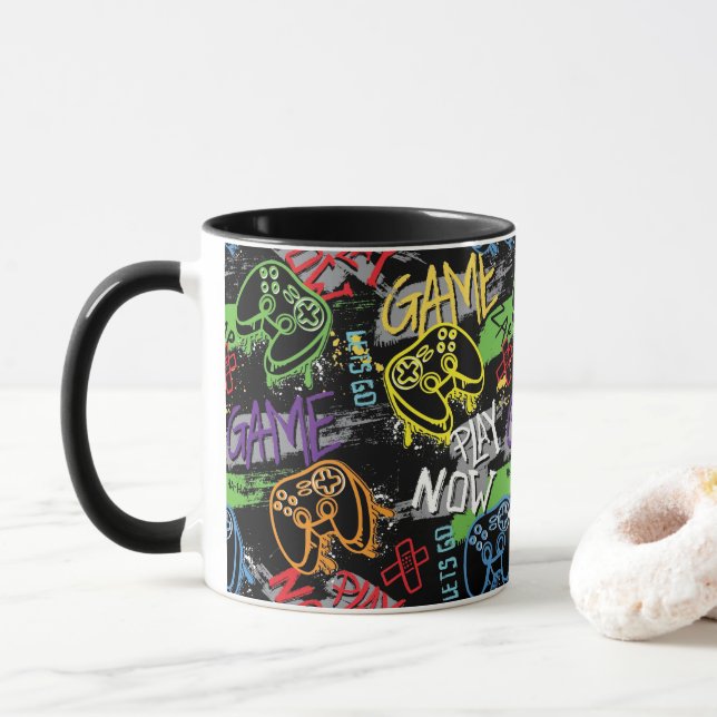 Neon-Graffiti-Gaming-Muster Tasse (Mit Donut)