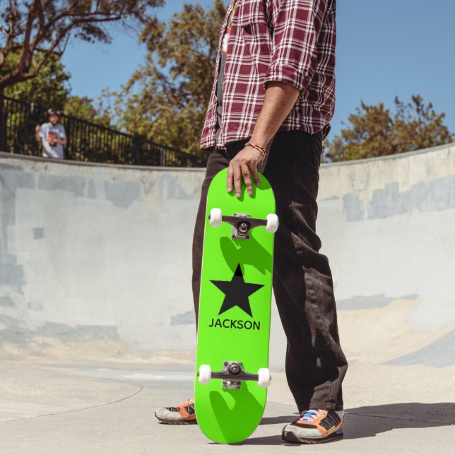 Neon Green Background Black Star Custom Skateboard (Außenbereich 2)