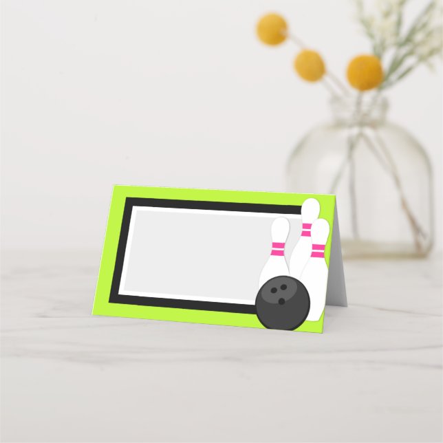 Neon Green Bowling Faltenlabel oder Platzkarten (Vorderseite)