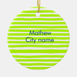 Neon-grüne gelbe Retro-Streifen mit Namen Stadtort Keramik Ornament