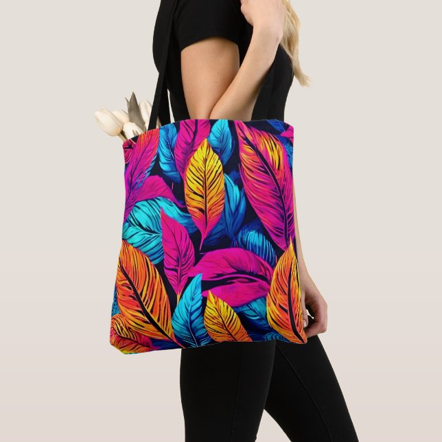 Neon Leaf Symphony (Von Nahem)