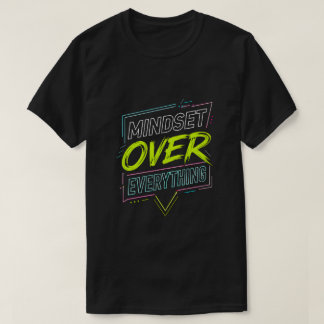 Neon-Mentalität-über-alles Motivations-Typografie T-Shirt