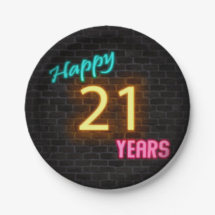 Neon Nr. 21, Schild an der Backsteinwand Pappteller