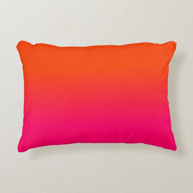 Neon Orange und Neon Pink Ombre Farbtöne Dekokissen (Vorderseite)