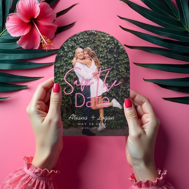 Neon Pink Modernes Script Foto Save the Date Acryleinladungen (Electric Love Neon Pink Heart & Typographic Photo Acrylic Invitations)