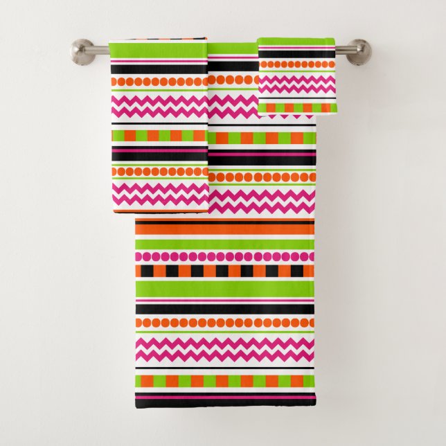 Neon Pink Orange Green Geometric Stripes Pattern Badhandtuch Set (Insitu)