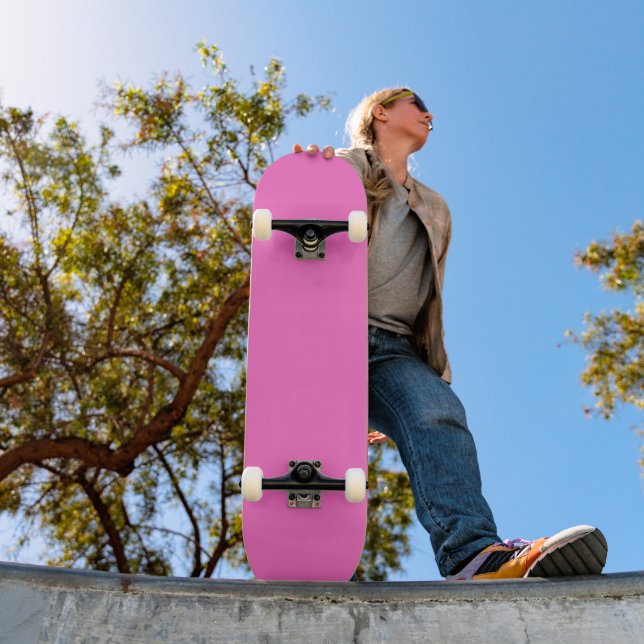 Neon Pink Solid Color | Classic Skateboard (Außen 1)