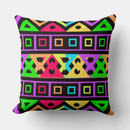 Neon Rainbow Geometric Pattern auf Schwarz Kissen