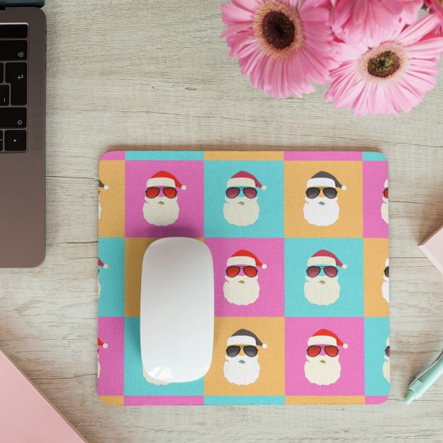 Neon Santa mit Sonnenbrille Cooles Muster Mousepad (Von Creator hochgeladen)