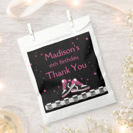 Neon Sneaker Birthday, Glitzer Geschenktütchen