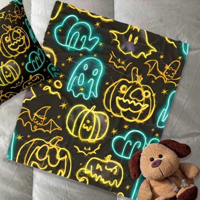 Neon Spooky Halloween Ghost Bats Pumpkins Muster Fleecedecke (Von Creator hochgeladen)