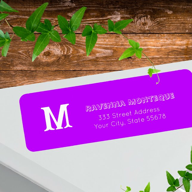 Neon Violettes personalisiertes Monogramm Buchstab (Von Creator hochgeladen)