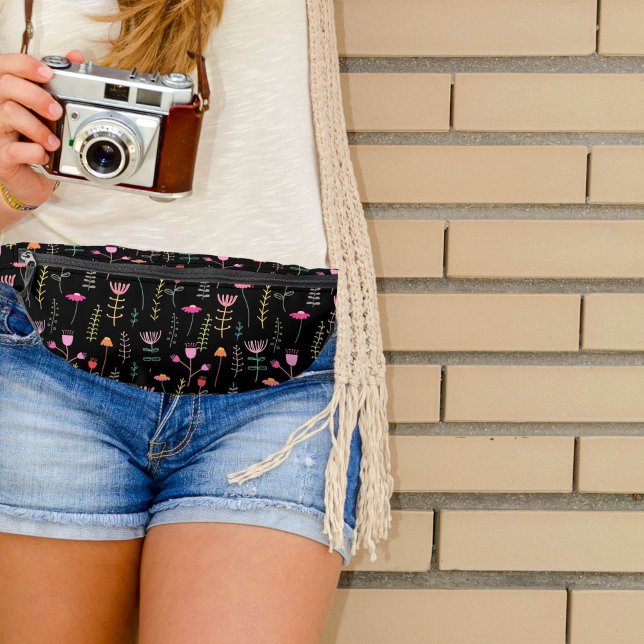 Neon Wildblumen auf schwarz Bauchtasche (Von Creator hochgeladen)