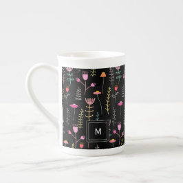 Neon Wildblumen auf schwarz, mit Monogramm Prozellantasse