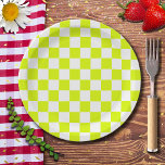 Neongelbe Schachbrett Vintag Pappteller<br><div class="desc">Neongelb und weiß karierte Tafel | VINTAG | Classic | Trendy | Stilvoll | Mode | Minimal</div>