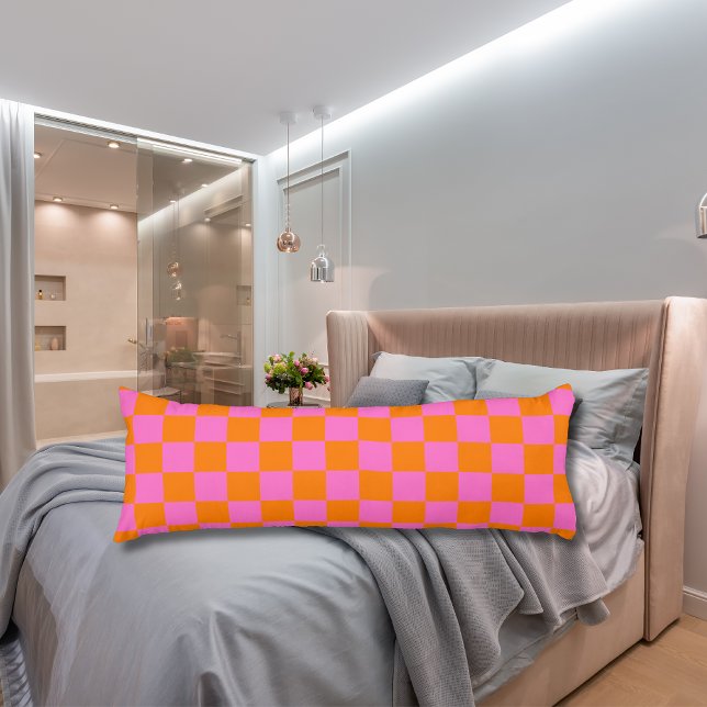 Neonrosa Orange Checkerboard Vintag Seitenschläferkissen (Von Creator hochgeladen)