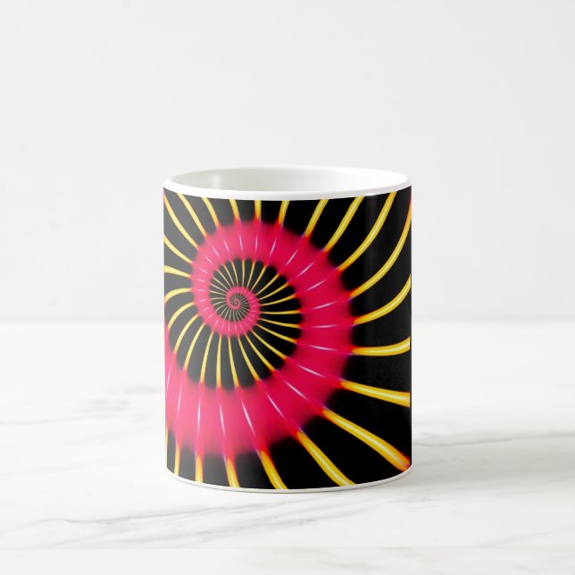 Neonrosa und gelbe Spiralfraktale Kaffeetasse (Mittel)