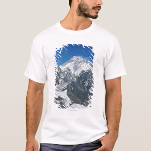 Nepal, Himalaja, Ansicht von Mt Everest von Gokyo T-Shirt