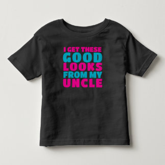 Nephew erbt das gute Aussehen des Onkels Kleinkind T-shirt