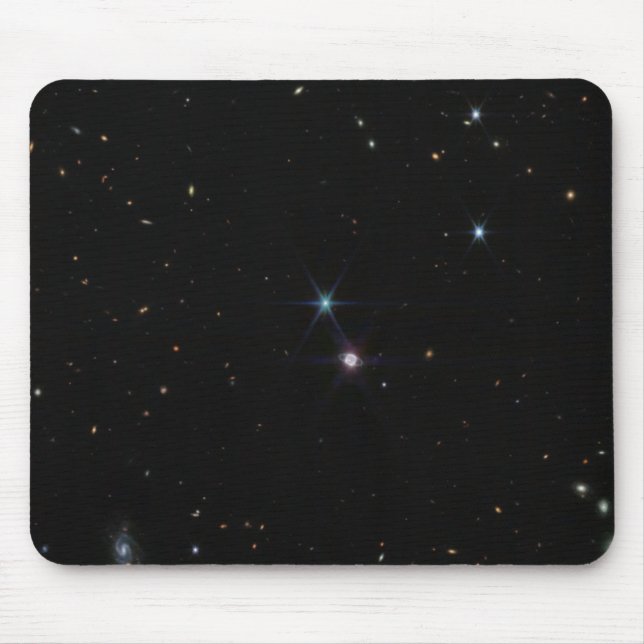 Neptun Ring System Hunderte von Galaxien Webb Mousepad (Vorne)