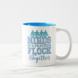 Nerd-Vogel Lustige Nirds mit gleichen Federn flieg Zweifarbige Tasse
