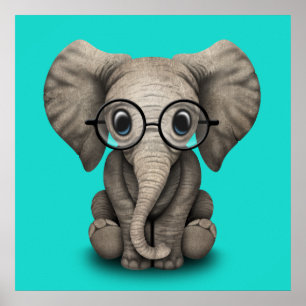 Nerdy Baby Elephant Tragen einer Brille Poster
