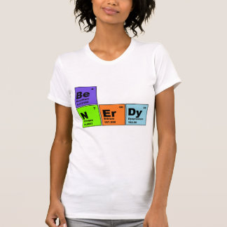 Nerdy periodische Tabellen-T - Shirt