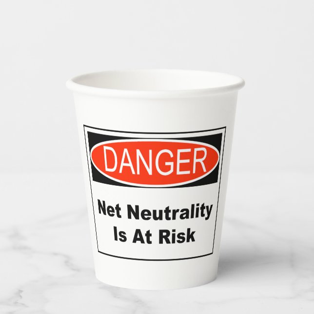 Netzneutralität ist gefährdet pappbecher (Vorderseite)