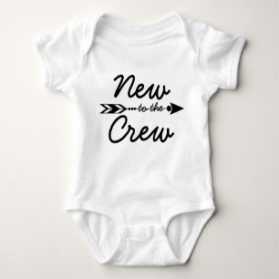 Neu in der Crew Baby Strampler