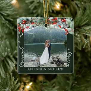 Neu verheiratetes WeihnachtsFoto Watercolor Holly Keramikornament