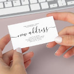 Neue Ankündigung zur Änderung des Adressschreibens<br><div class="desc">Einfach elegante minimalistische schwarz-weiß neue Adresse Handschrift Kalligraphie Skript preiswert bewegliche Ankündigung kleine Karte.          Einfach mit Ihrer neuen Zuhause-Adresse personalisieren.</div>
