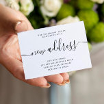 Neue Ankündigung zur Änderung des Adressschreibens<br><div class="desc">Einfach elegante minimalistische schwarz-weiß neue Adresse Handschrift Kalligraphie Skript preiswert bewegliche Ankündigung kleine Karte.          Einfach mit Ihrer neuen Zuhause-Adresse personalisieren.</div>
