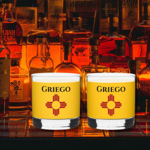 Neue mexikanische Flagge mit Zia-Symbol Whiskyglas