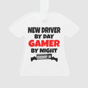 Neuer Fahrer bei Day Gamer by Night Ornament