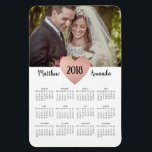 Neuerscheinungen Gastgeschenk Hochzeit 2019 Kalend Magnet<br><div class="desc">Foto Calendar Magnet mit Ihren Namen und ein goldenes Herz. Ideal für Neugeborene Weihnachten und für Gastgeschenk Hochzeit.</div>