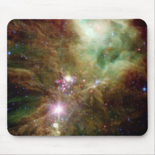 Neugeborene Sterne in der Weihnachtsbaumgruppe Mousepad