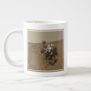 Neugier auf der Oberfläche der Mars. Jumbo-Tasse