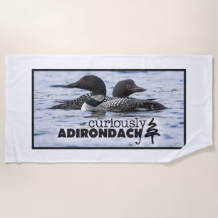 Neugierig Adirondack Badetuch (Loons)