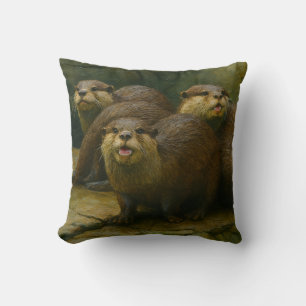 Neugierige Firma - Otter Family on Rocks Kissen