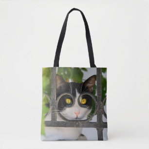 Neugierige Katze mit Spektakeln Funny on Shopper