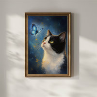 Neugierige Katze und blauer Schmetterling