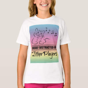 Neugierige Katze von Zither-Spielern leicht abgele T-Shirt