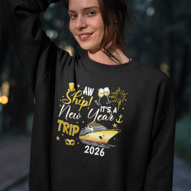 Neujahrskreuzfahrt Gold Custom Year Sweatshirt (Von Creator hochgeladen)
