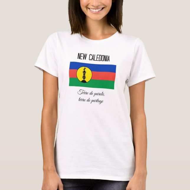 Neukaledonien, Flagge und Motto (FR) T-Shirt (Vorderseite)