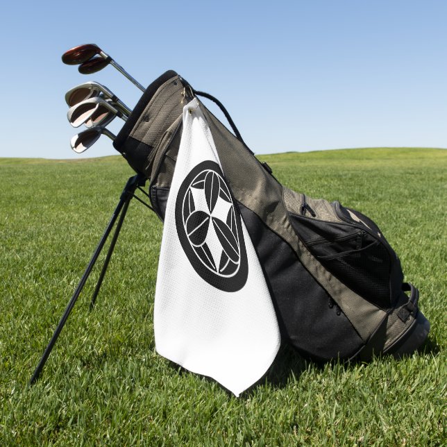 Neun Bambus-Blätter im Kreis Golfhandtuch (Gras)