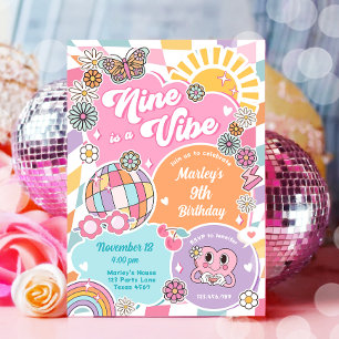 Neun ist ein Vibe Retro Preppy Disco Geburtstag Einladung