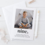 Neun Square Foto Erster Geburtstag Einladung<br><div class="desc">Eine moderne 9. Geburtstagsveranstaltung mit eigenem Foto und dem Wort '9.' darunter. Sie können auch alle Textfarben und -stile bearbeiten - klicken Sie einfach auf die Schaltfläche 'Personalisieren' -> 'Bearbeiten mit dem Designwerkzeug'.</div>