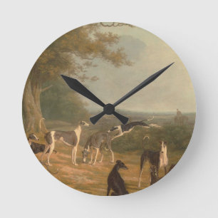Neun Windhunde in einer Landschaft von Jacques Lau Runde Wanduhr